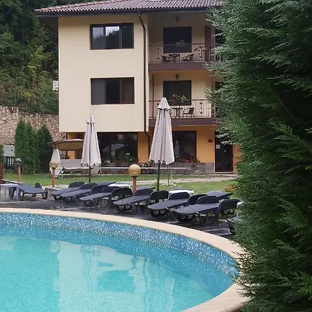 Galaxy Hotel Chiflik (Lovech)